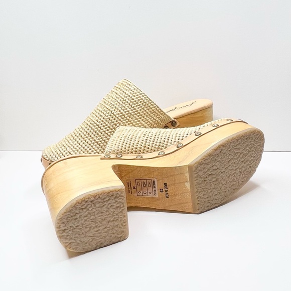 Free People Claudia Crochet Studded Leather Clogs Beige Size 39 - Picture 10 of 11